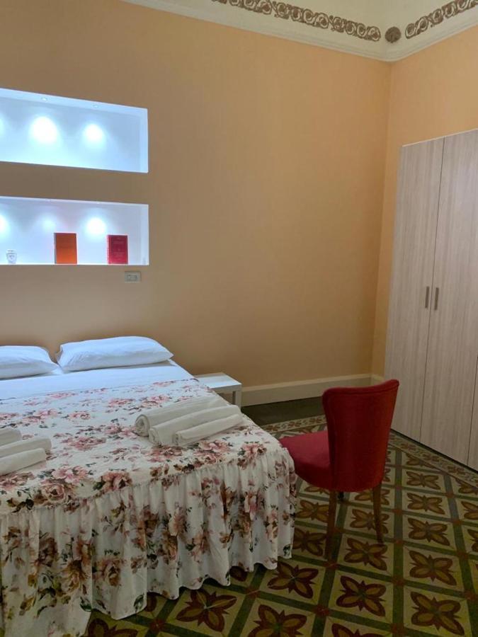 Casa Vacanze Miriam Рандацо Екстериор снимка